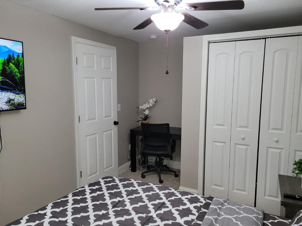 Apartment With Brand New Furniture And Large Parking West Seneca Exterior photo